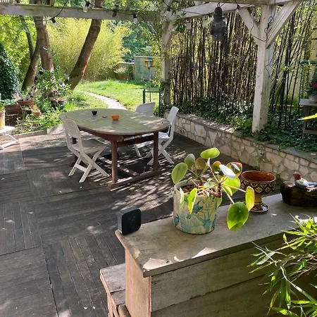 Dans Grande Maison Arboree 3* Orly
